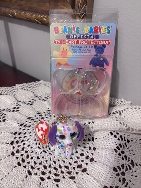 Ty Mini Boos Confetti Dalmatian Keychain w/10 Pk. Heart Protectors